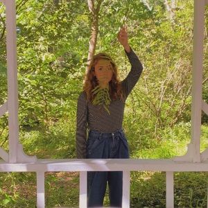 Meet your Posher, Abi